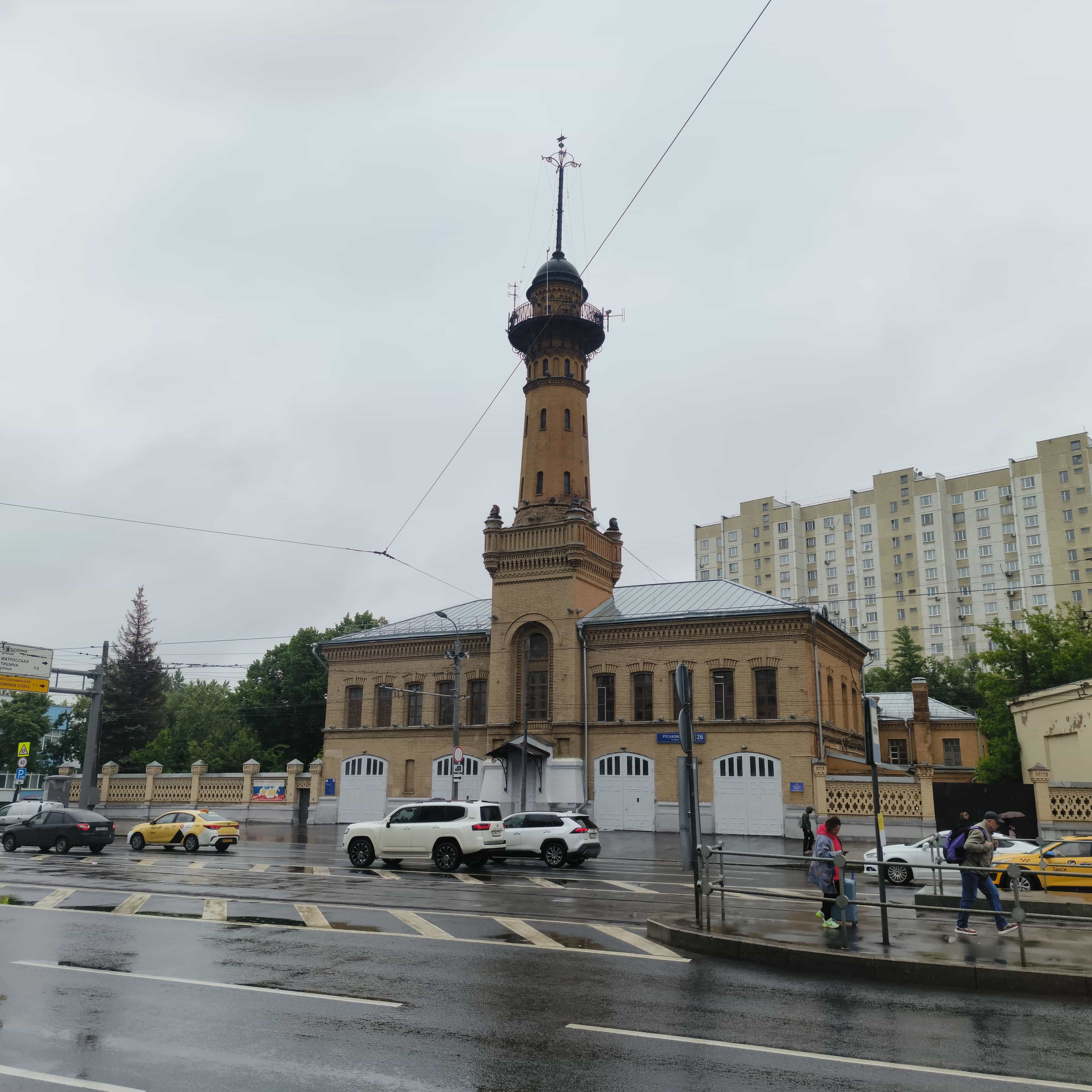 Photo from Moscow: fire station.