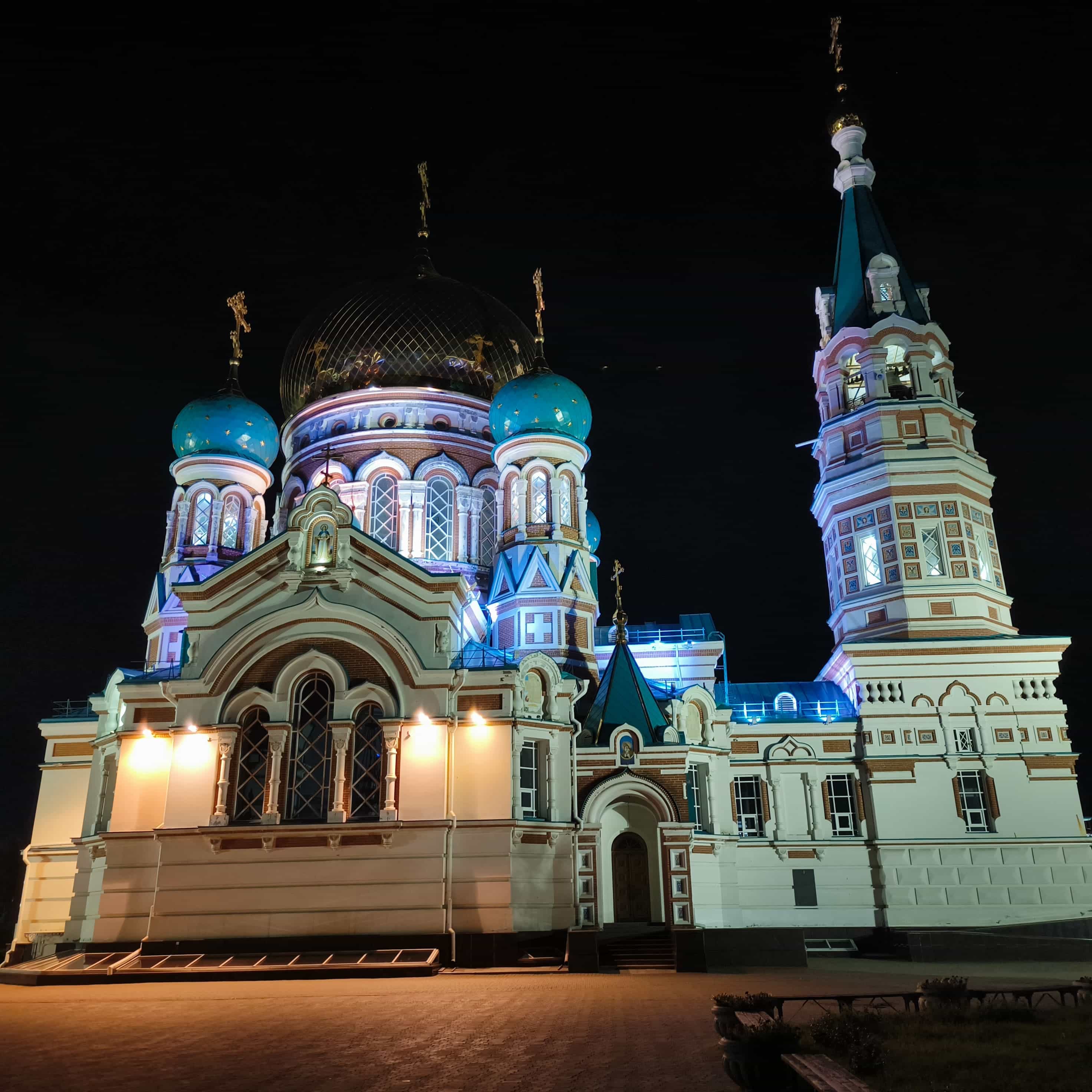 Photo from Omsk: Holy Dormition Cathedral.