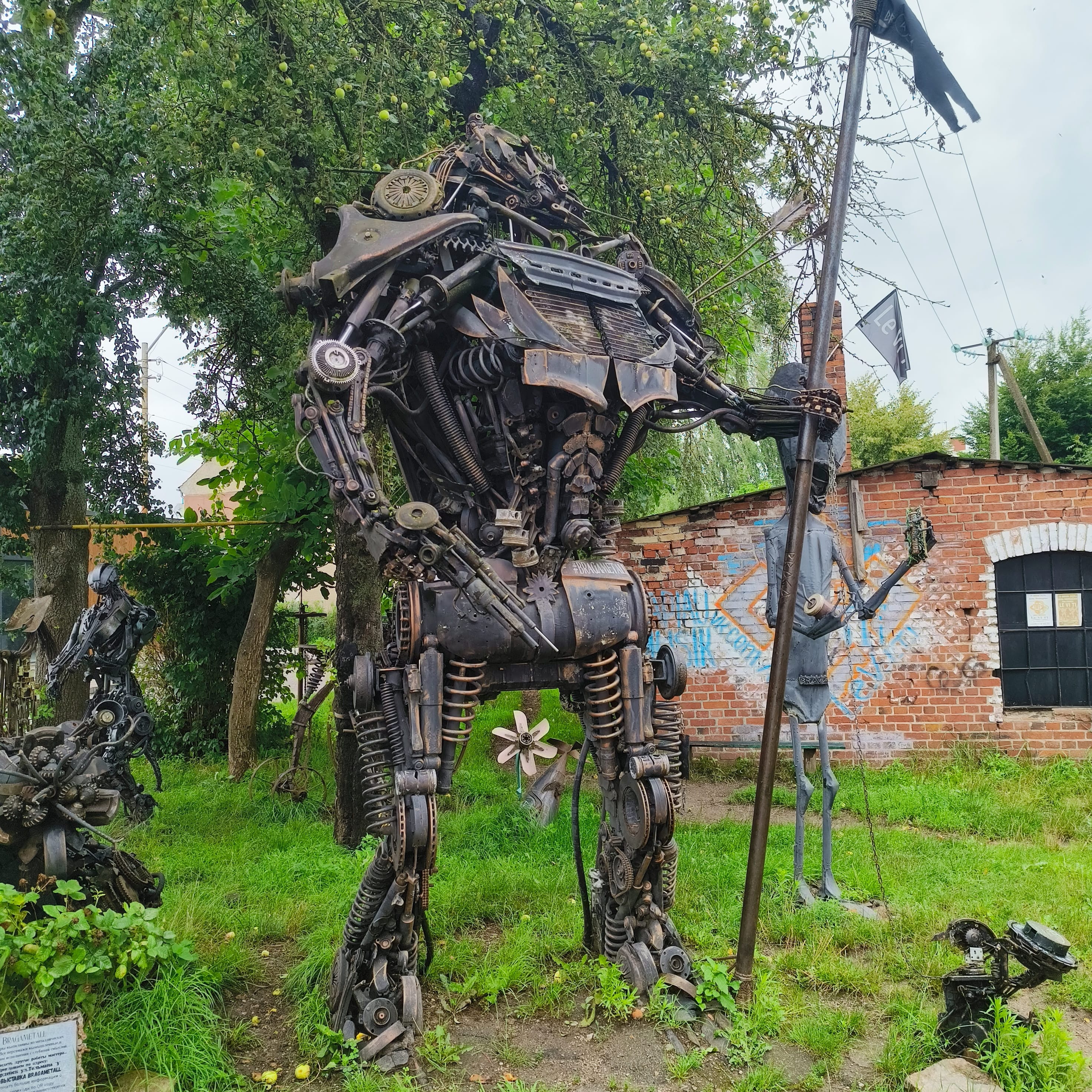 Photo from Kaliningrad: metal sculpture.