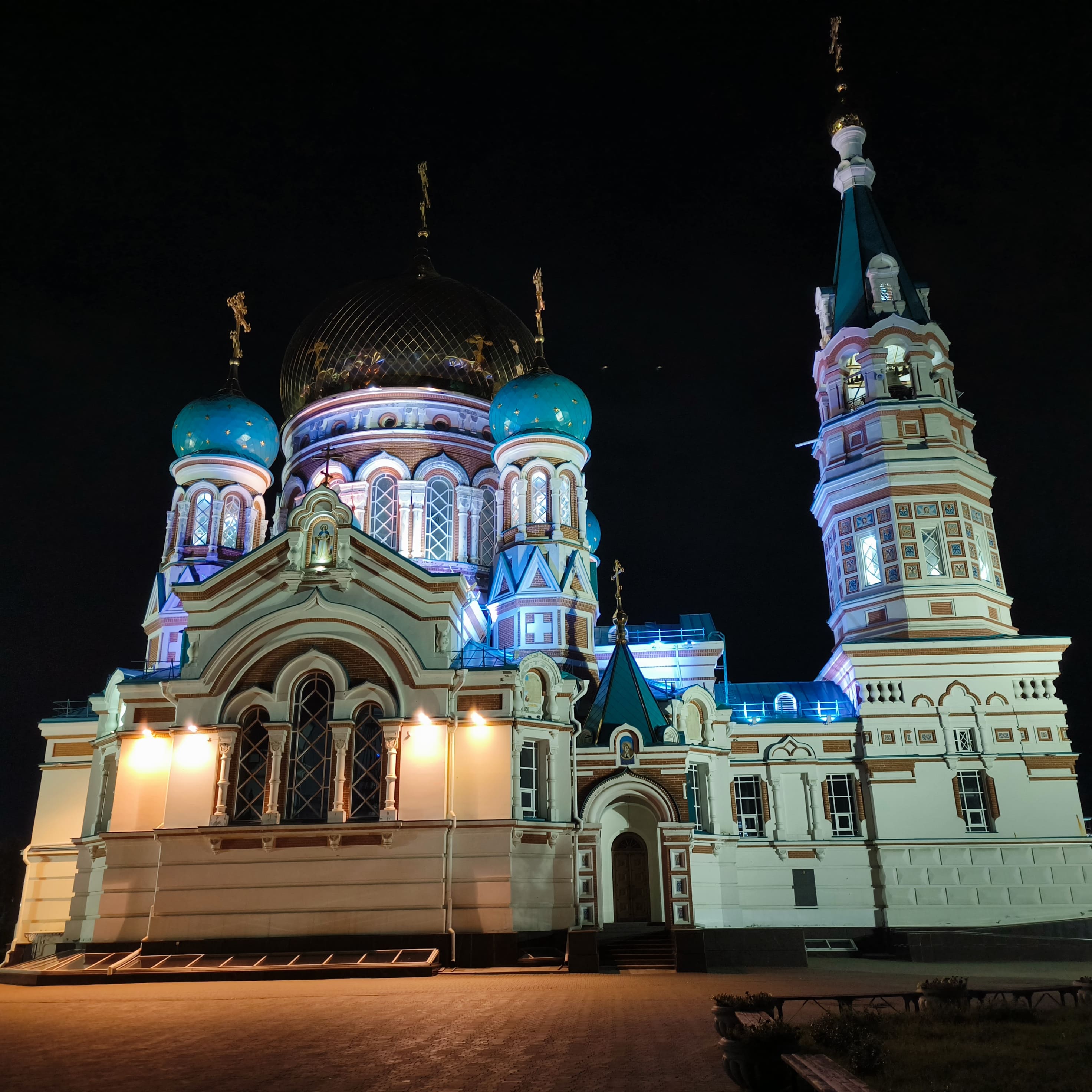 Photo from Omsk: Holy Dormition Cathedral.